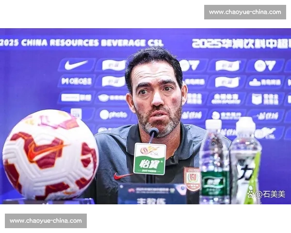 补时 10 分钟崩盘！亚泰 3 分变 1 分，苏亚雷斯抱头呆立